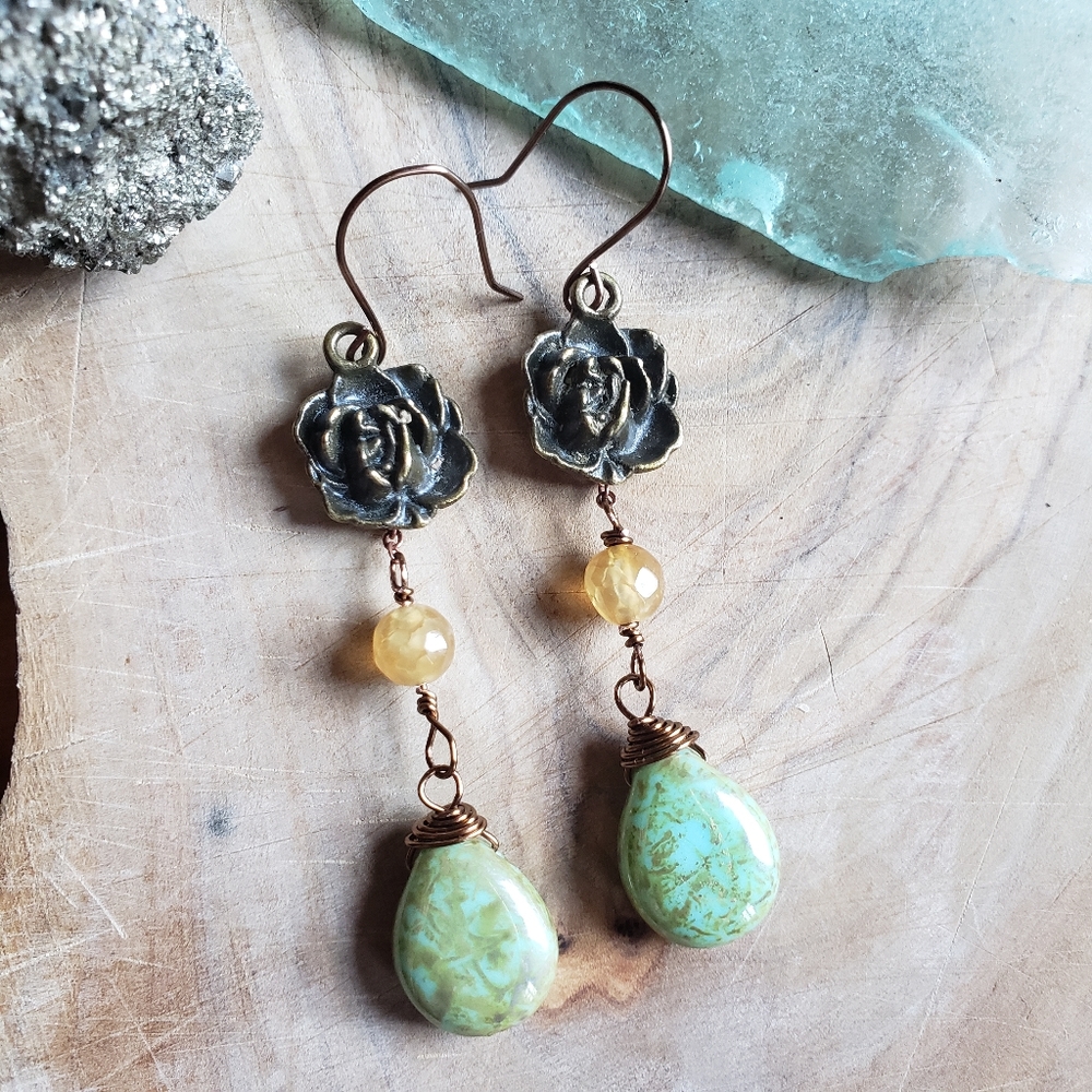 Handmade Czech Teardrop x Agate Stone x Rose Rustic Classy Dangling Earrings